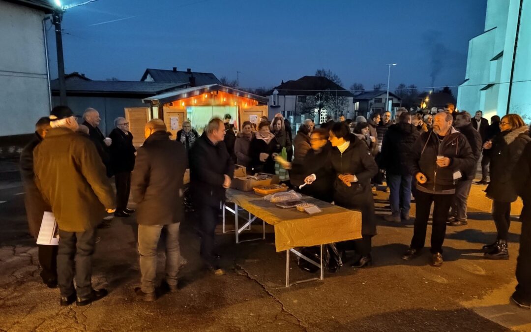 Danas na nedjelju Caritasa, župni Caritas nakon zornice častio sve prisutne sa doručkom