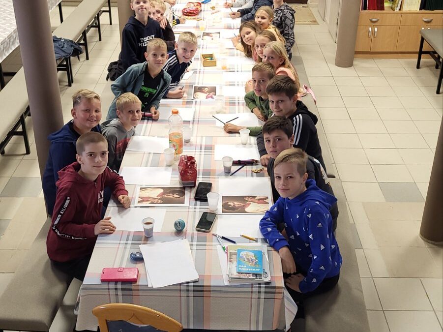 U velikoj dvorani župnog dvora održan je susret ministranata