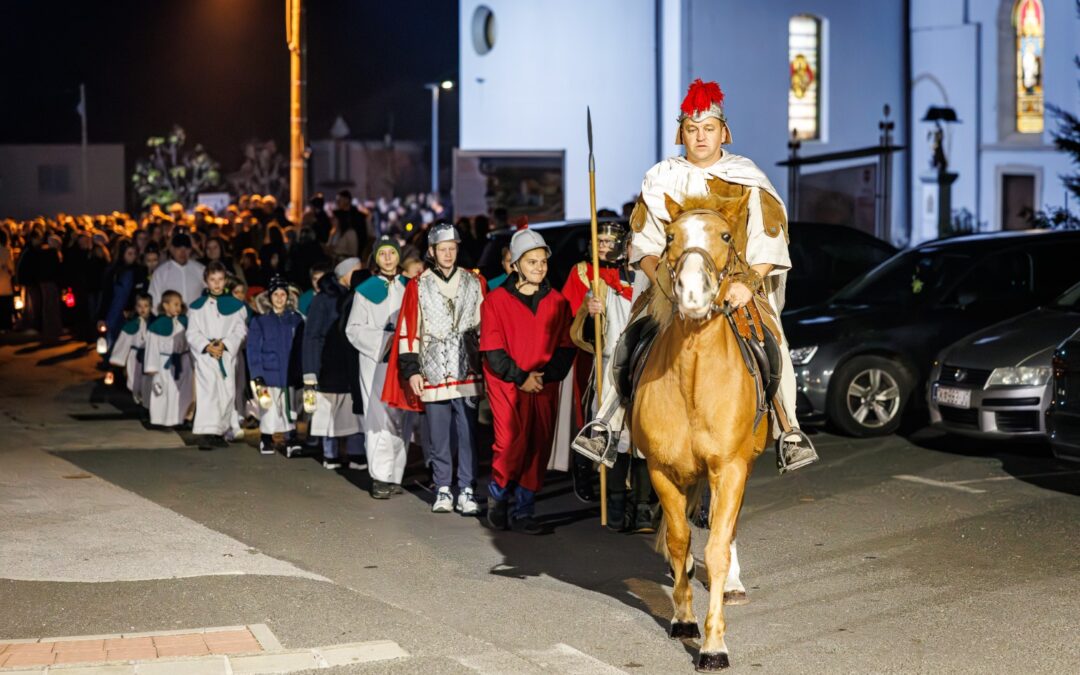 Procesija s lampionima te priredba u čast sv. Martina