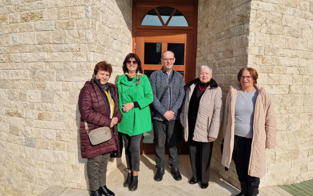 Voditelji i suradnici župnih Caritasa na susretu u Varaždinu