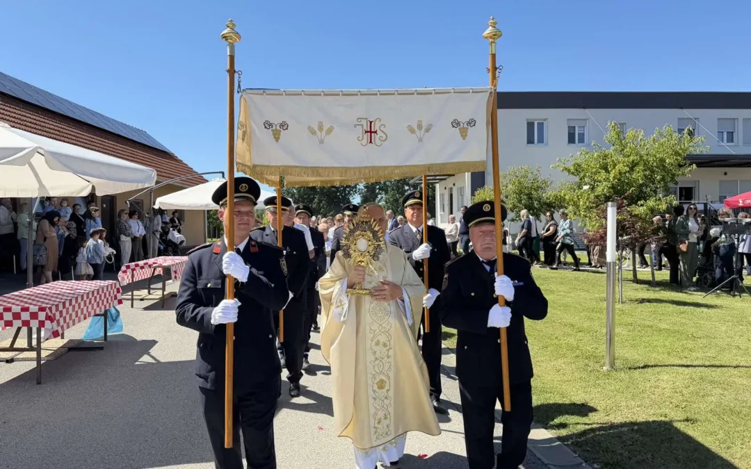 Svečano proslavljeno Tijelovo u našoj župi